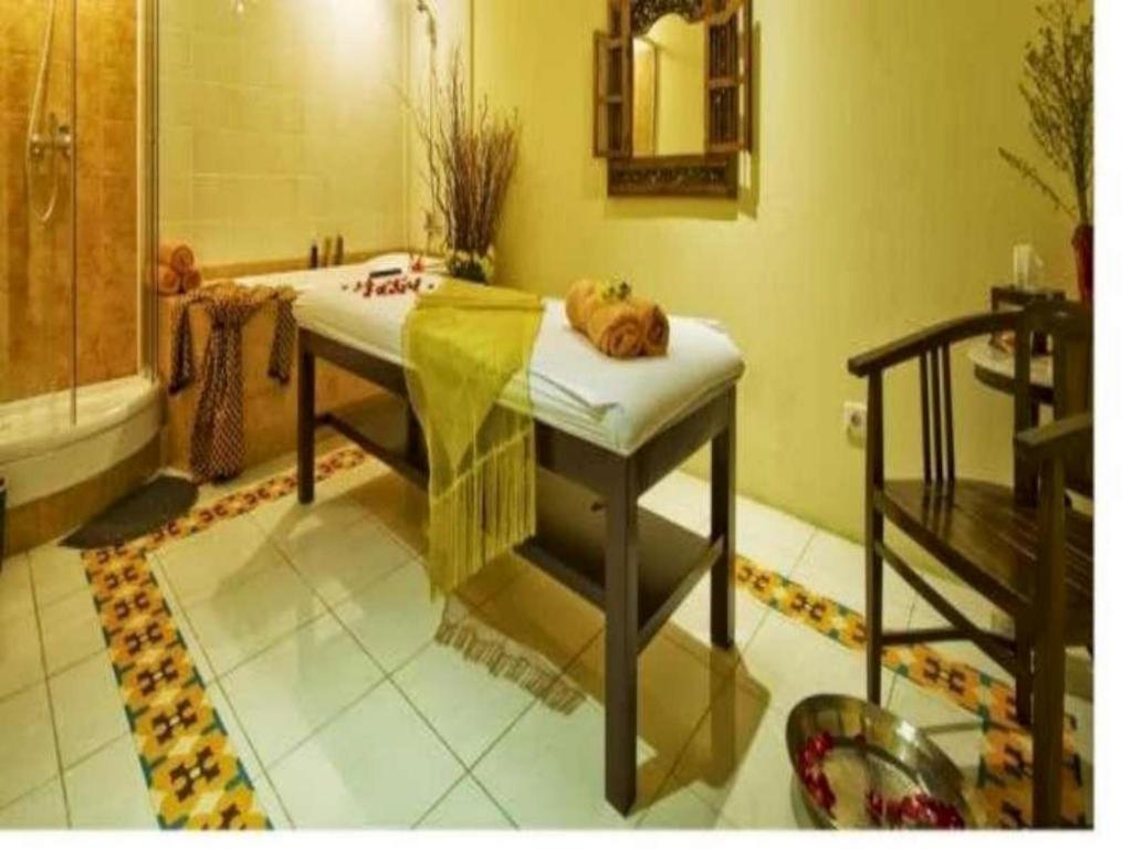 Amos Cozy Melawai 4*