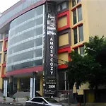 Amos Cozy Hotel Melawai