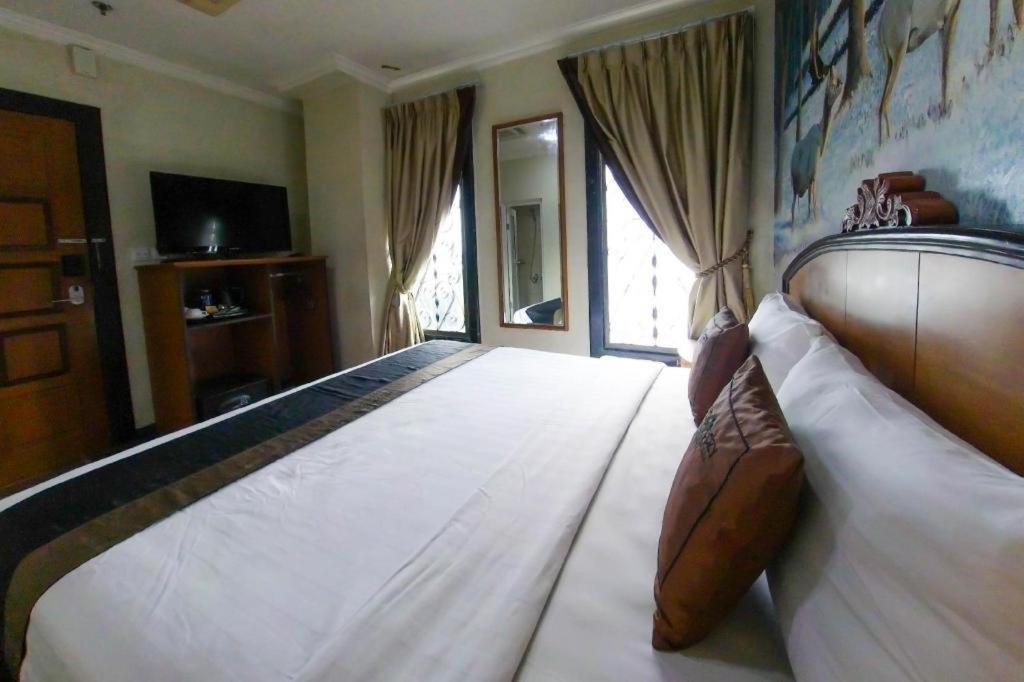 Hotel Amos Cozy Melawai
